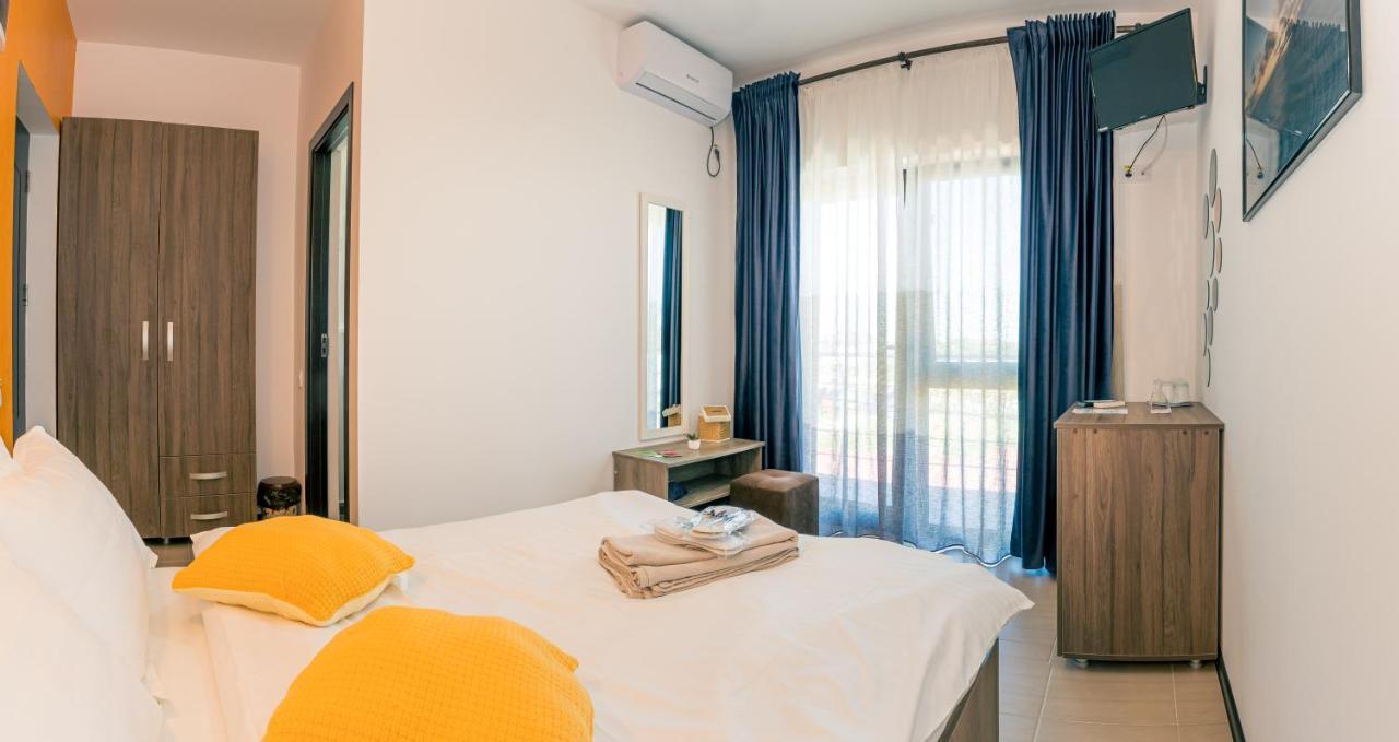Casa In Culori Vama Veche Hotell Eksteriør bilde